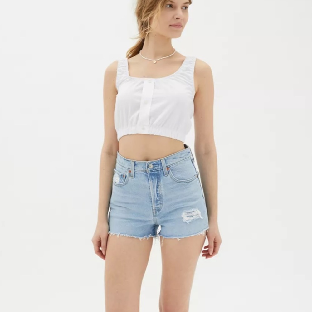 Levi’s Ribcage cut off short in Tango Pulse light - Picture 2 of 11